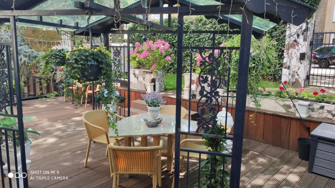 B&B Hotel Elselina Schiedam Exteriör bild