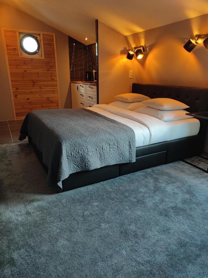 B&B Hotel Elselina Schiedam Exteriör bild