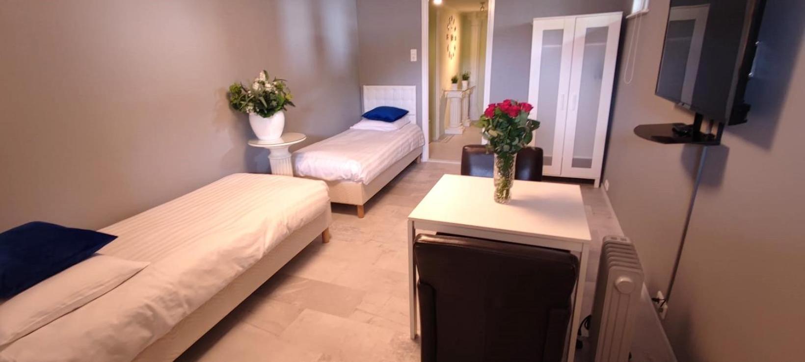 B&B Hotel Elselina Schiedam Exteriör bild